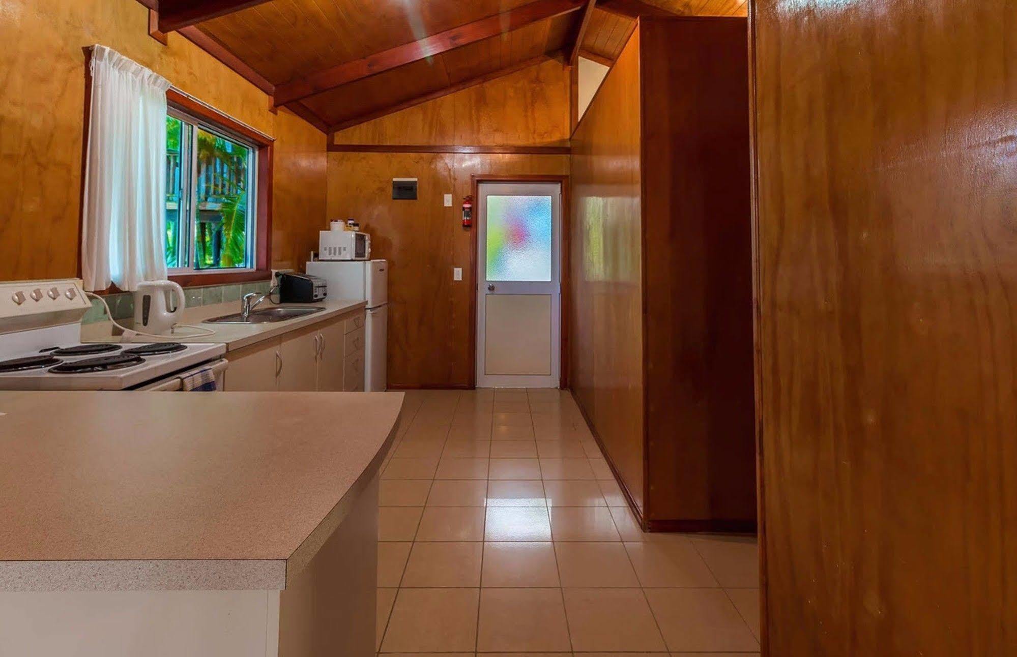 Muri Lagoon View Bungalows - Hillside Bungalow Rarotonga Exterior foto